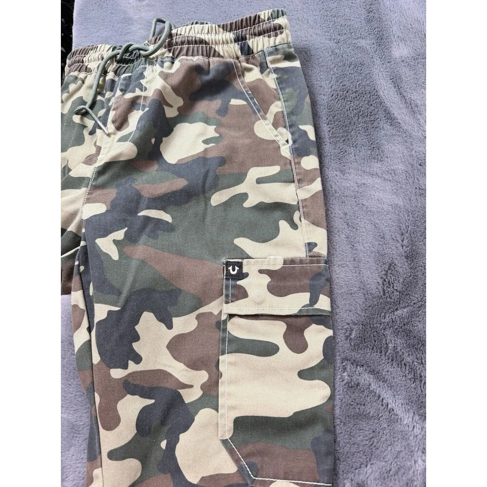 True Religion Men’s Camo Cargo Jogger Pants Size Large Green Brown Hunting
